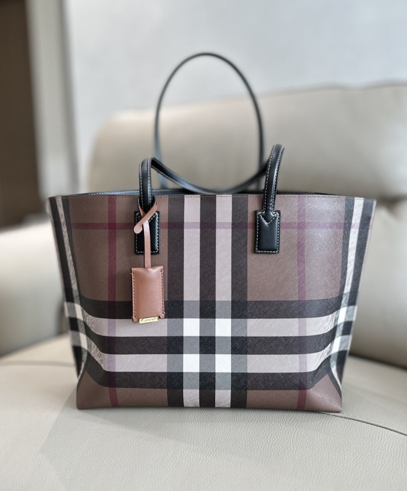 Bv*b*rry shopping bags